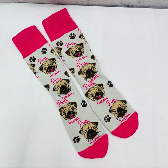 Pug Mom My Pug Needs Me Printed Sole Socks - Picture 2 of 3